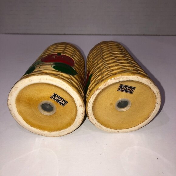 Vintage Salt & Pepper Japan Beige Basket Weave Wicker Fruit Vegetables 3.5" - Picture 8 of 11